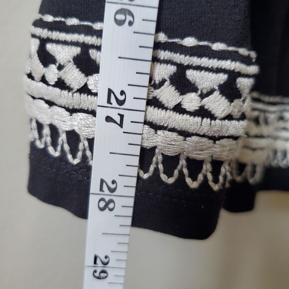 INC International Concepts Black & White Embroidered Long Sleeve Tunic 2X - Picture 7 of 8
